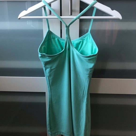 Lululemon Size 2 Tank - Picture 2 of 4